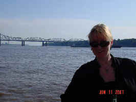 MISSISSIPPI RIVER.jpg (34964 bytes)