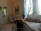 Web DSC05923_DownstairsBedroom.jpg (41781 bytes)