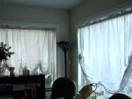 Web SUNROOMWINDOWS.jpg (39481 bytes)